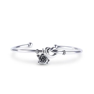Knot Love Bangle